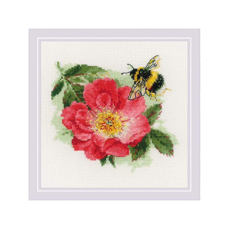 Embroidery kit Furry Bumblebee Embroidery kit Furry Bumblebee