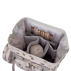 Strick- und Häkelrucksack Bienen