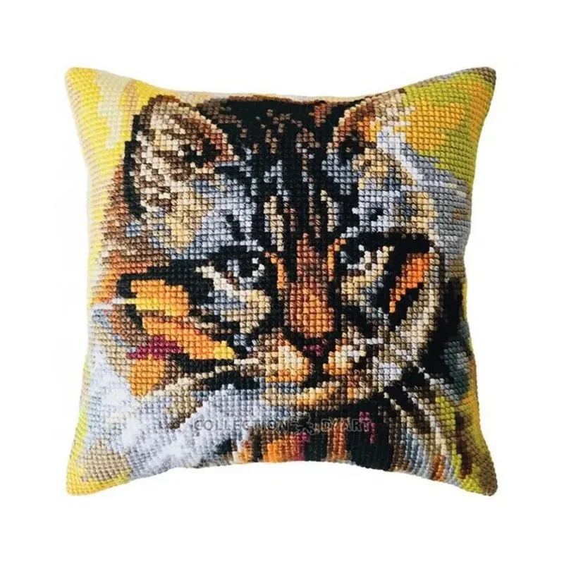 Stitch cushion kit Who runs the house? 5481 Stitch cushion kit Who runs the house? 5481