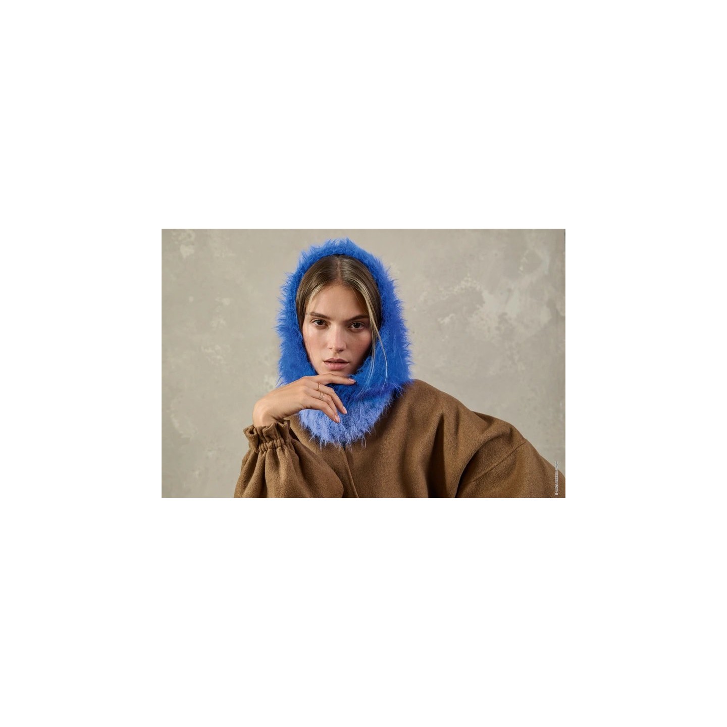 Hooded cowl E2M21
