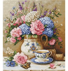Luca-S Embroidery kit Floral Nostalgia