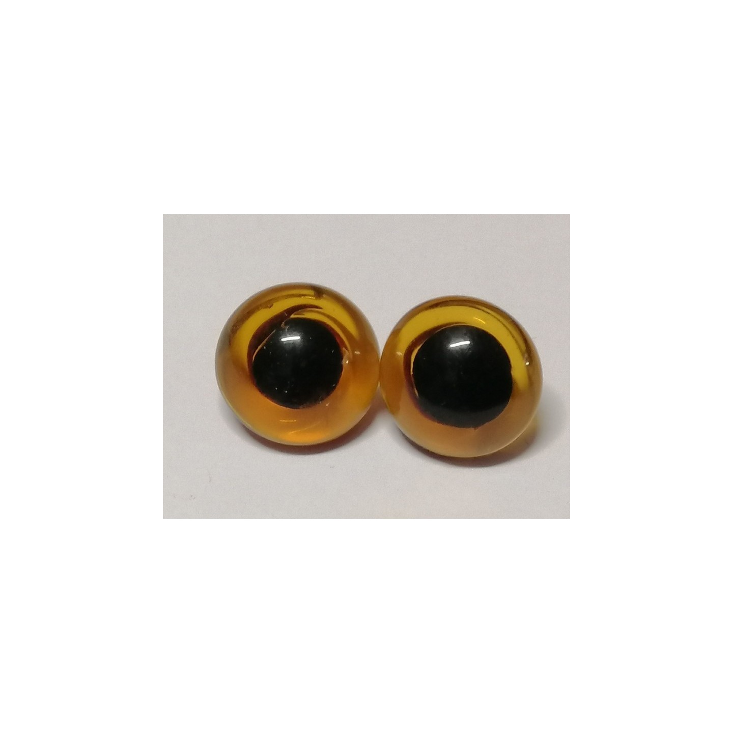   Dierenoog 15 mm in glas amber