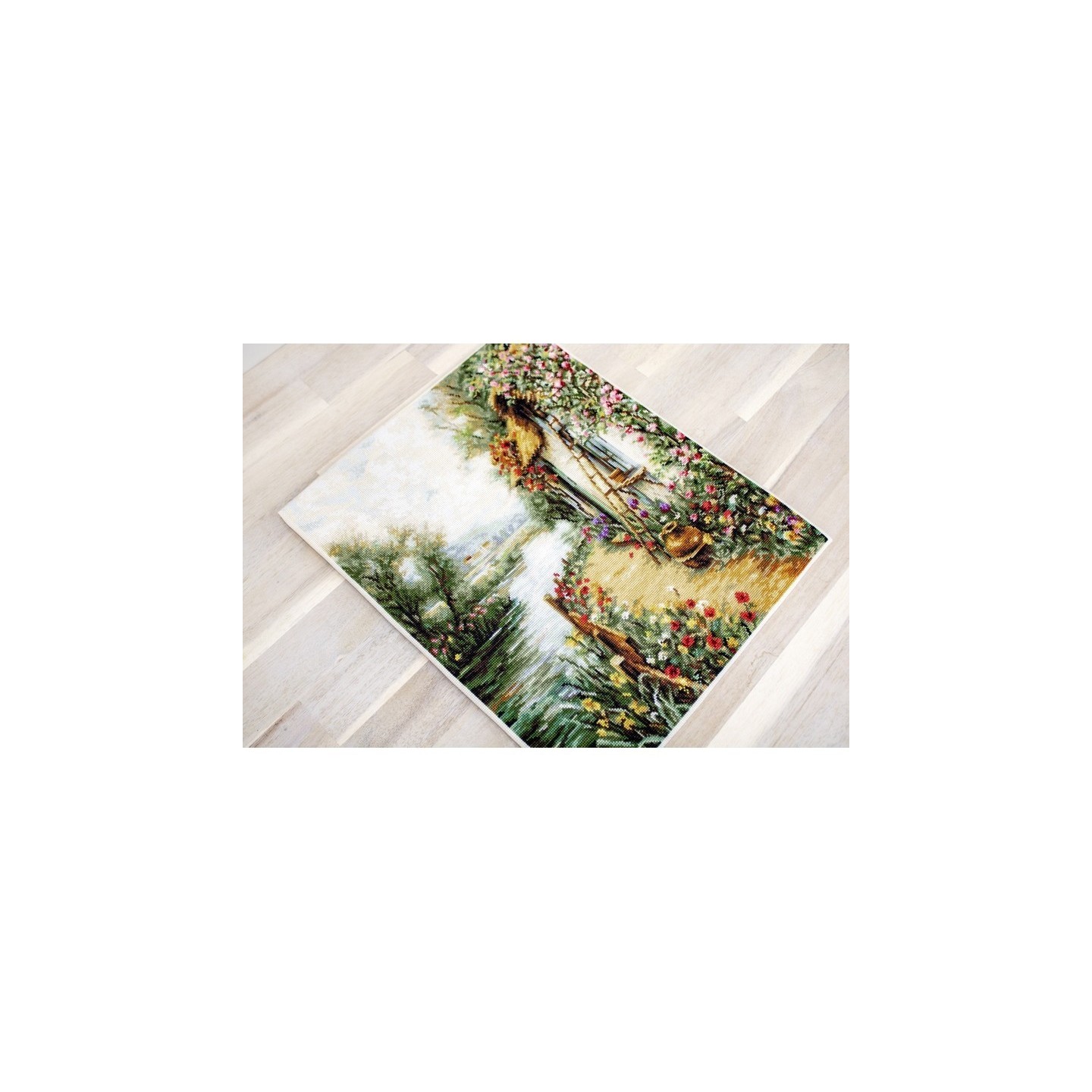 Luca-S Embroidery kit Along the River