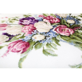 Embroidery kit Tulips Embroidery kit Tulips