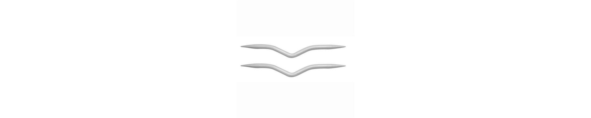 Cable knitting needle